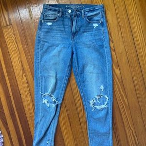 American Eagle Distressed Mom Jeans! Like New!